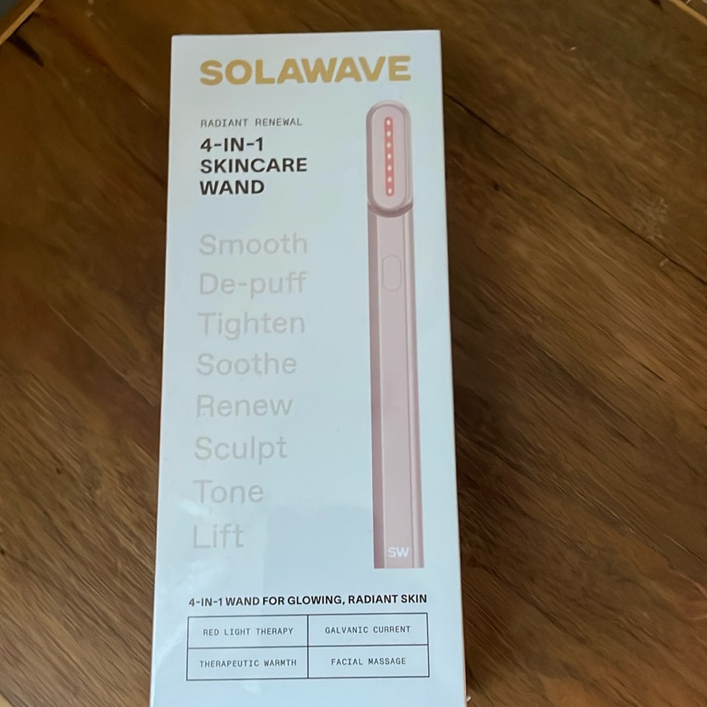 New-Sealed in box Solawave Skincare Wand